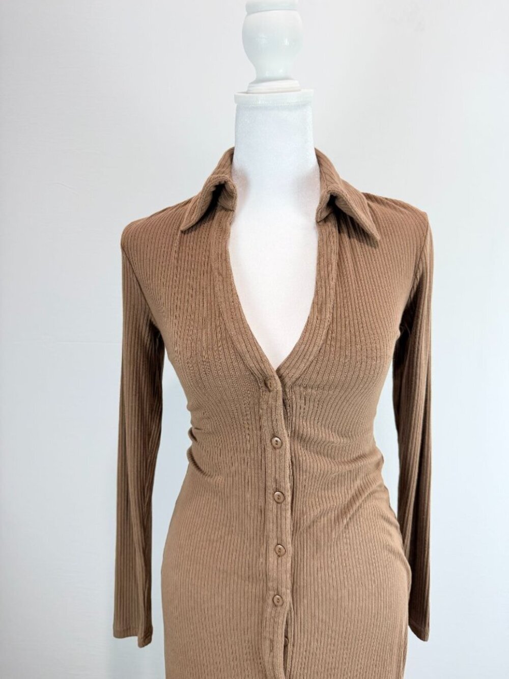 Lucca Brown Ribbed Long Sleeve Button-Down Midi Dress With Collared Neckline S - Picture 5 of 14